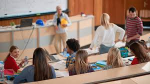 Undă verde pentru universități la acordarea burselor