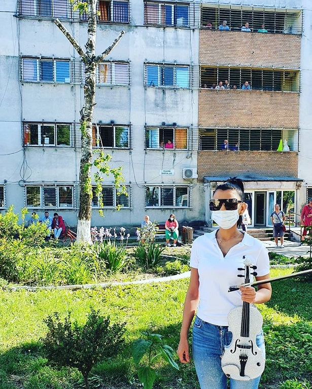 Masculină e grădinița ta, Doamne!