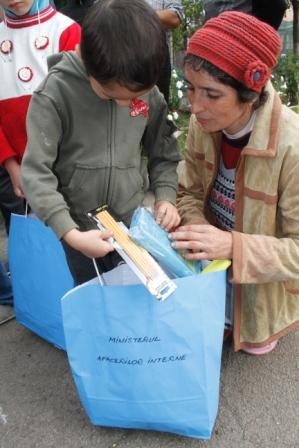 Un tir cu ajutoare de la Suceava soseşte astăzi la Galaţi / Sinistraţii vor primi cereale şi haine