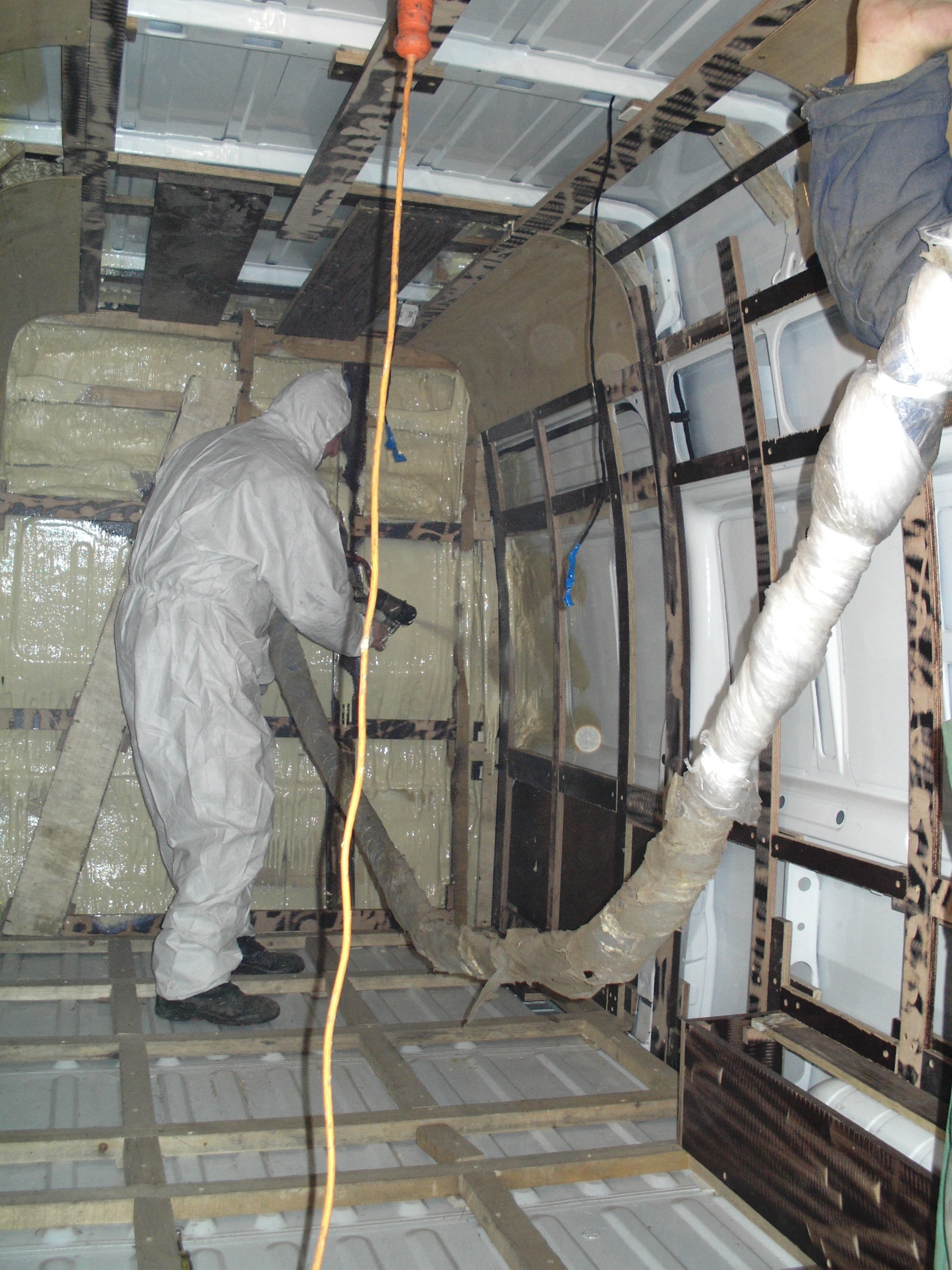 Un gălăţean cu ingeniozitate/ Tehnologia care inovează izolaţiile frigorifice