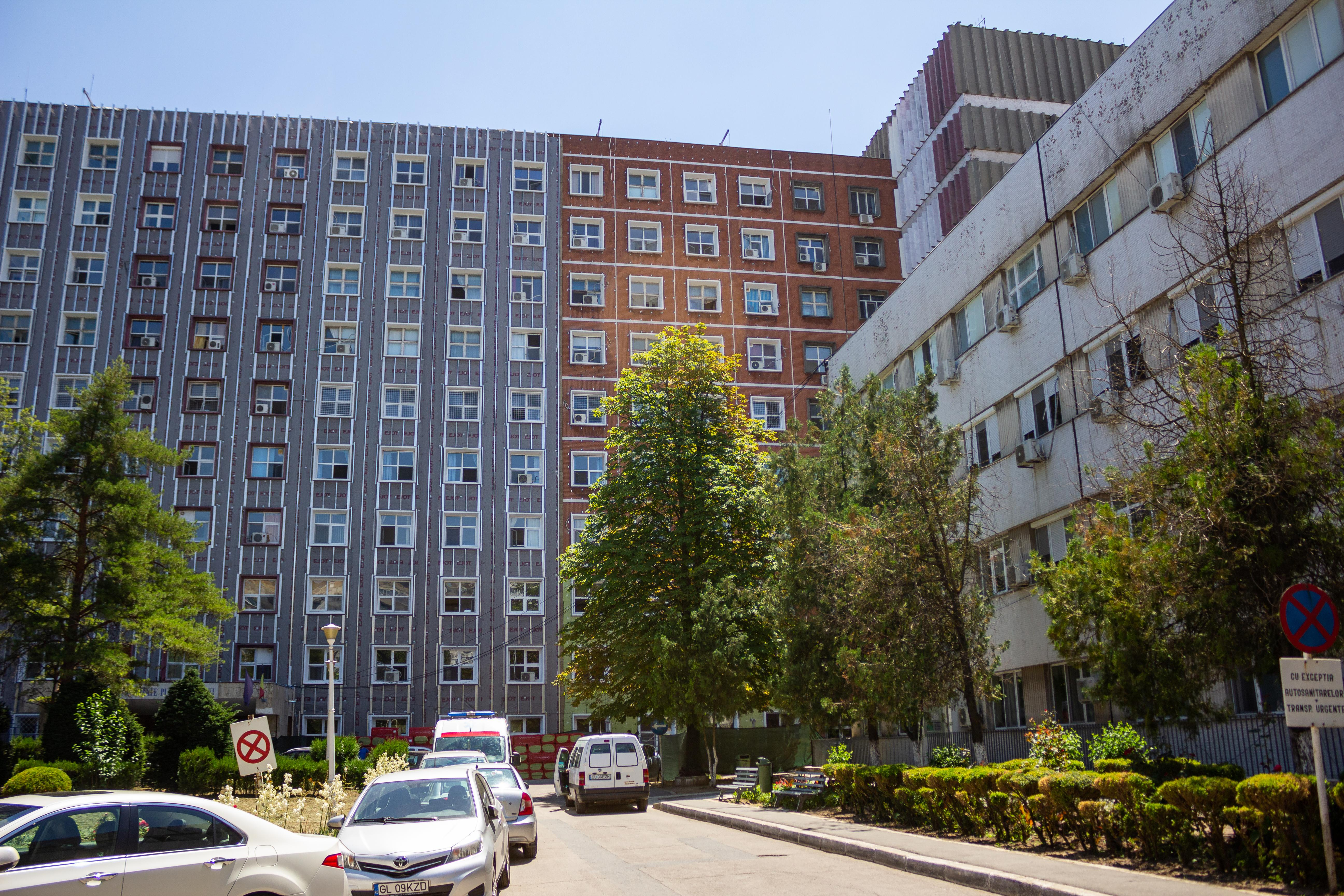 Mai multe instituții publice din Galaţi, ”atacate” de coronavirus