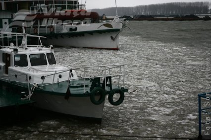 Spectacol cu gheaţă pe Dunăre 