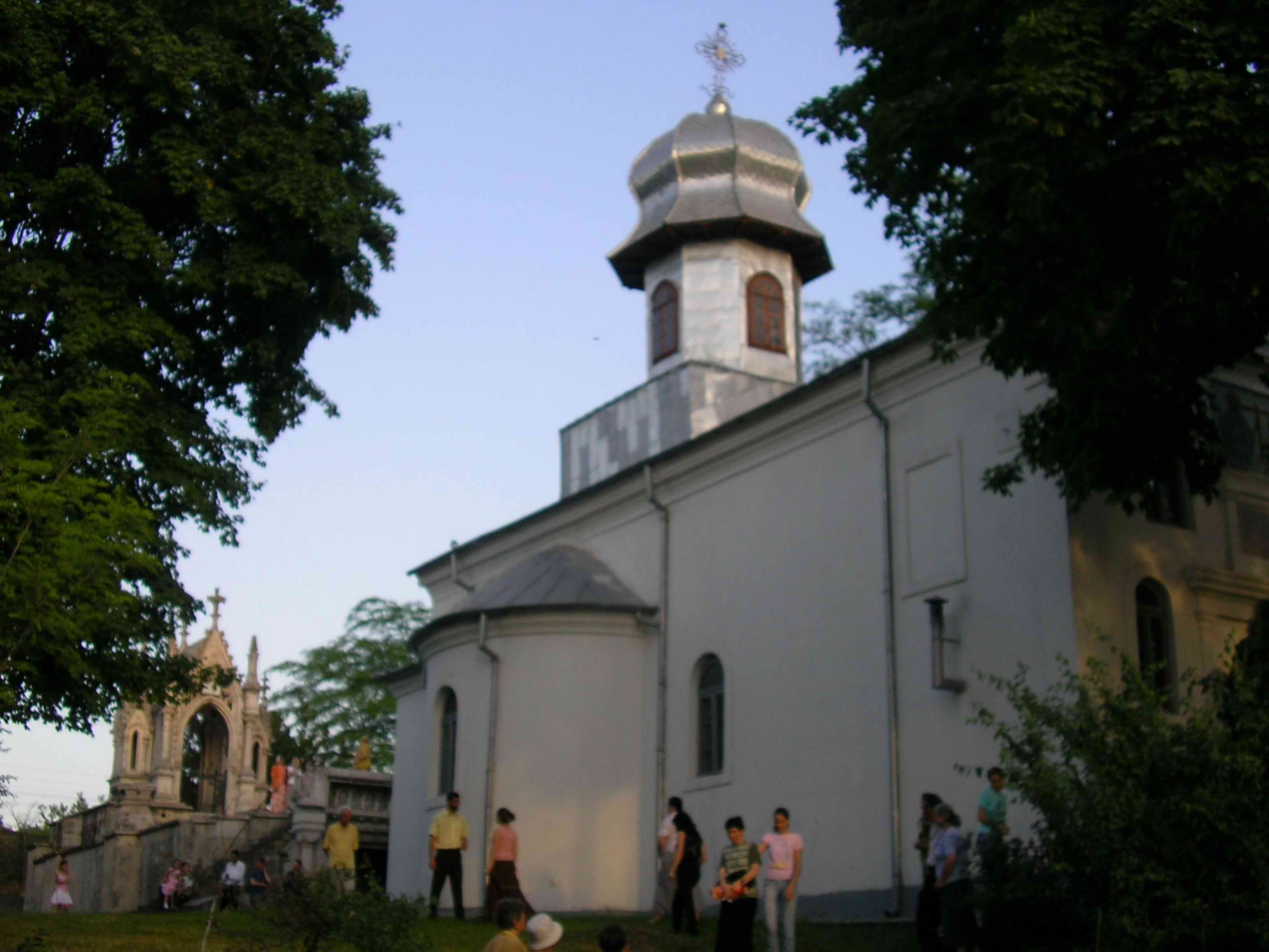 În această seară: Rugă la Biserica din Fileşti