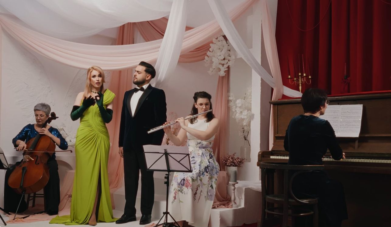 Darul maestrului Eugen Dan Drăgoi pentru toate mamele (VIDEO)