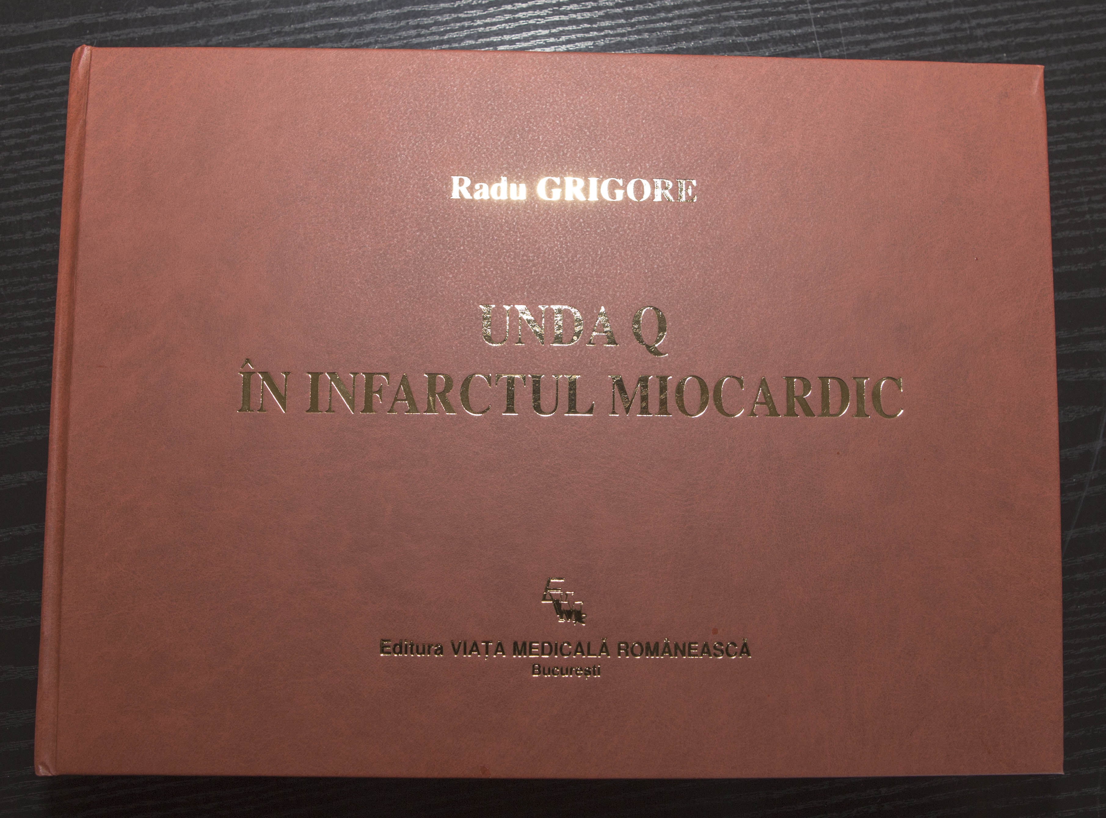Realizări cu care ne mândrim/ Cel mai amplu tratat despre unda Q, scris de un gălăţean