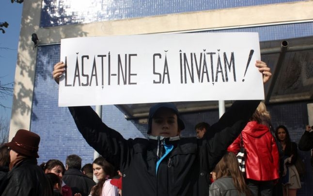 STATUTUL ELEVULUI, lansat în dezbatere publică