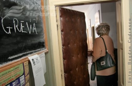 Un an şcolar cu minus