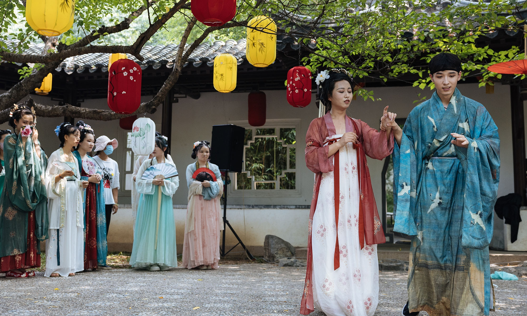 Cum este serbată iubirea în jurul lumii