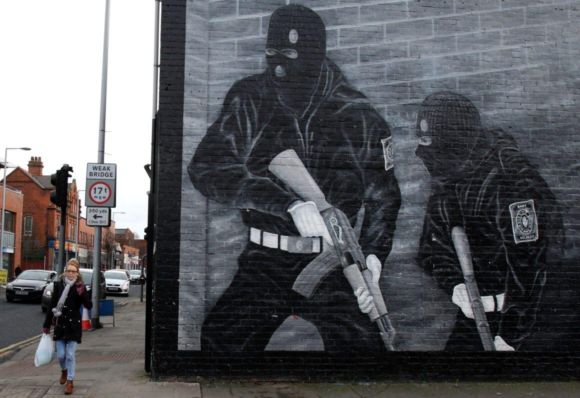 Ameninţări cu moartea la adresa controlorilor vamali din Irlanda de Nord