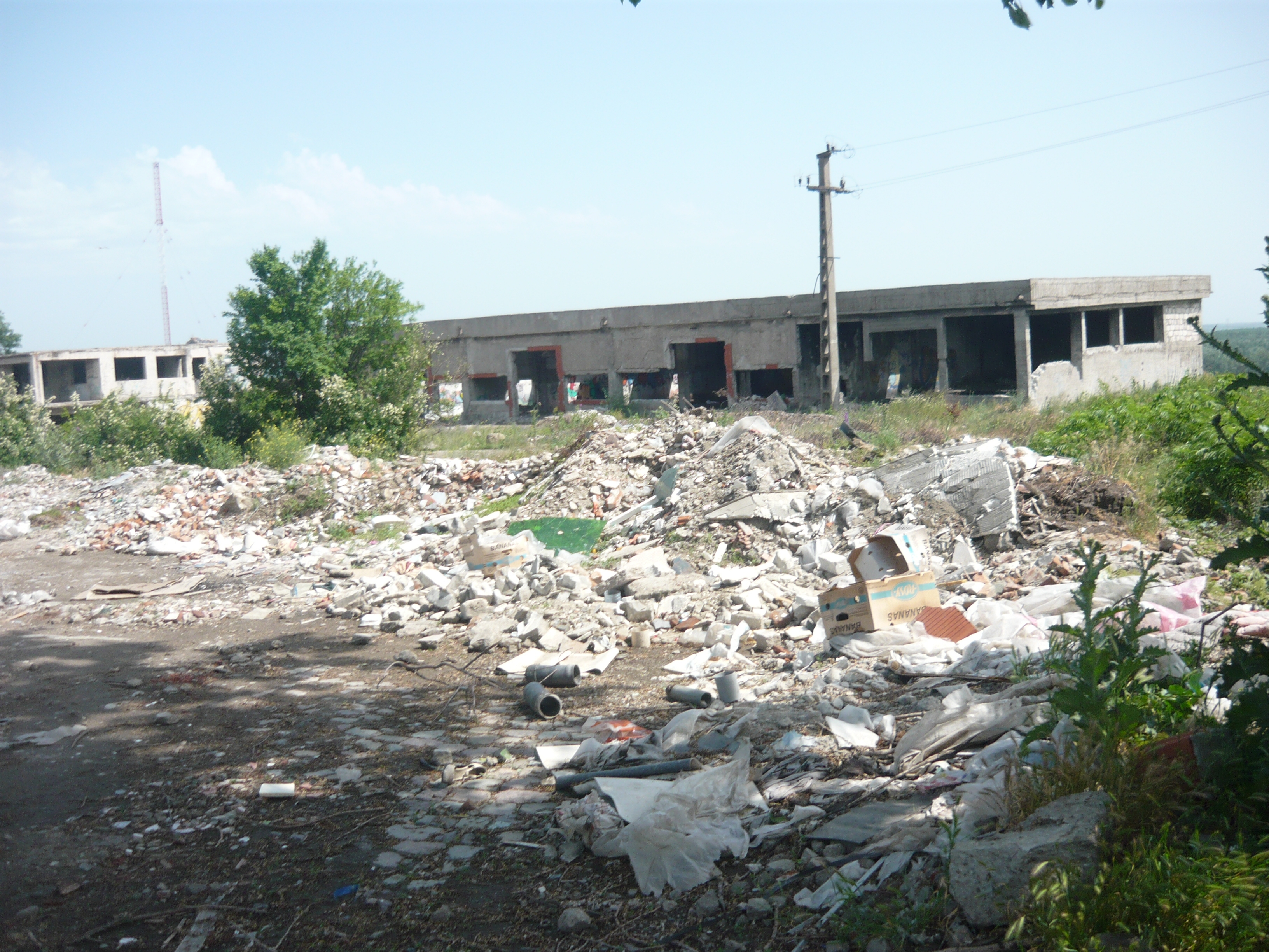 Istorie milenară uitată în "noul Galaţi". Situl de la Barboşi, sufocat de gunoaie