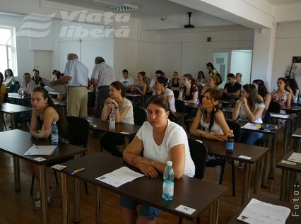 Primii candidaţi la „Medicină” au dat examen