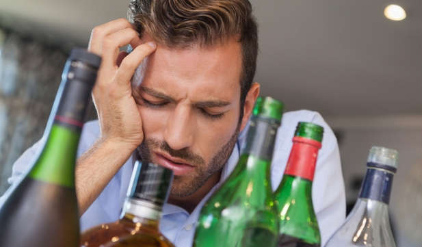 Leacuri pentru mahmureală. Cum să îţi revii repede şi sigur!