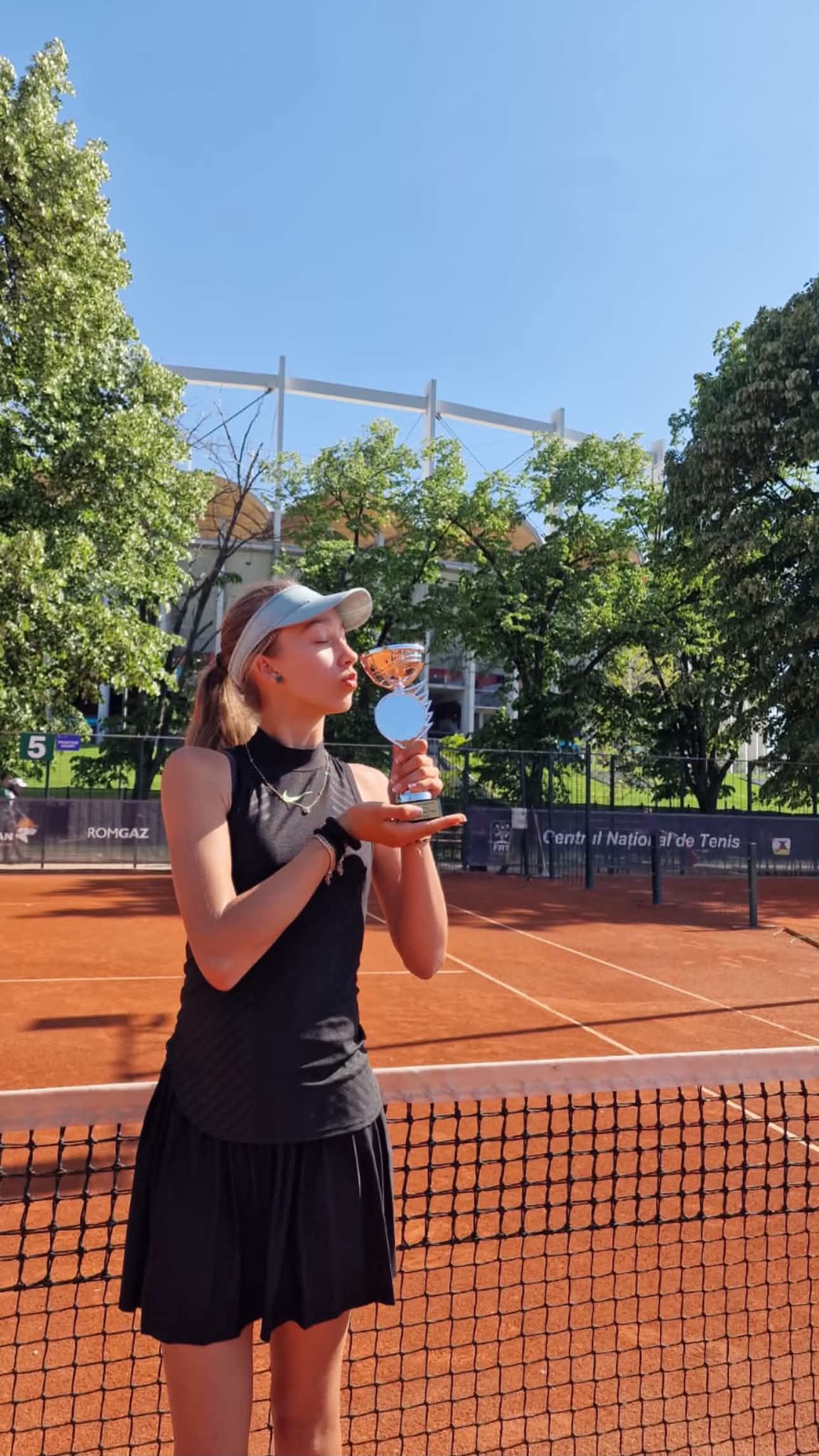 Din sportul gălățean. Jucătoare de tenis din Galați, primul loc la un turneu brăilean