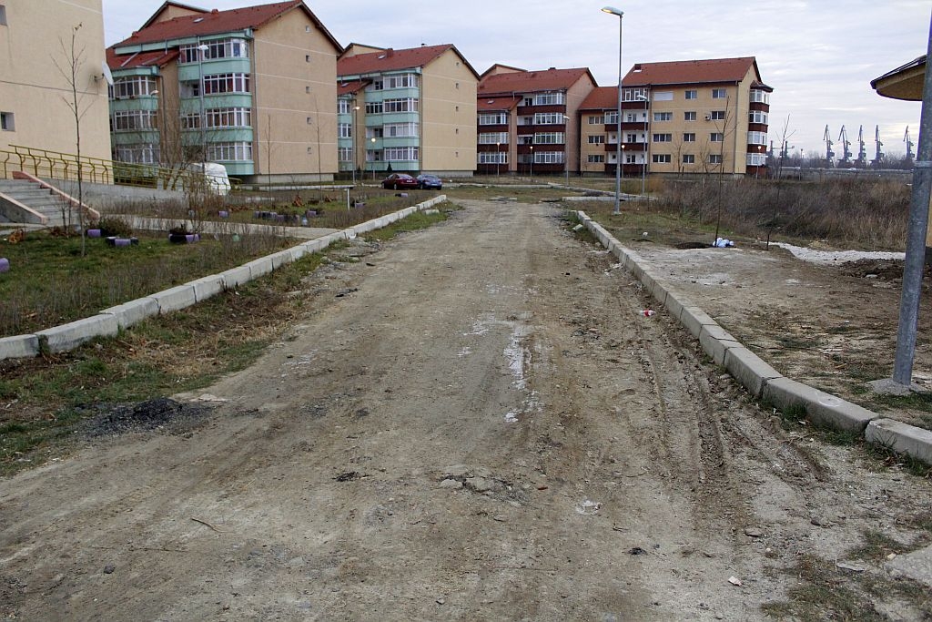 Berlinul de la marginea Galaţiului | Nevoile unui cartier care nu este nici în Galaţi, nici în Brăila (REPORTAJ)