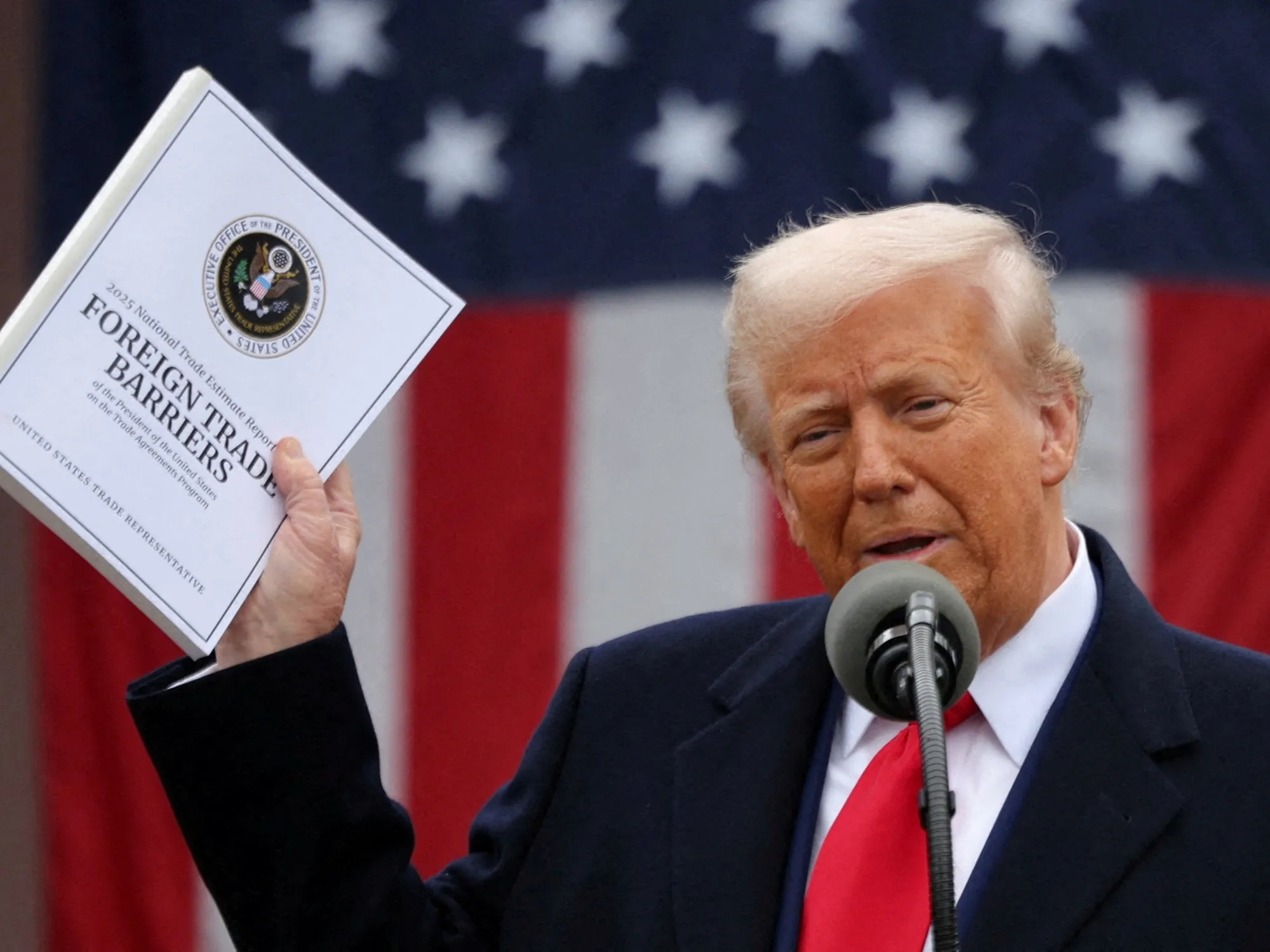 Mai mulți republicani iau în calcul o lege contra tarifelor lui Trump