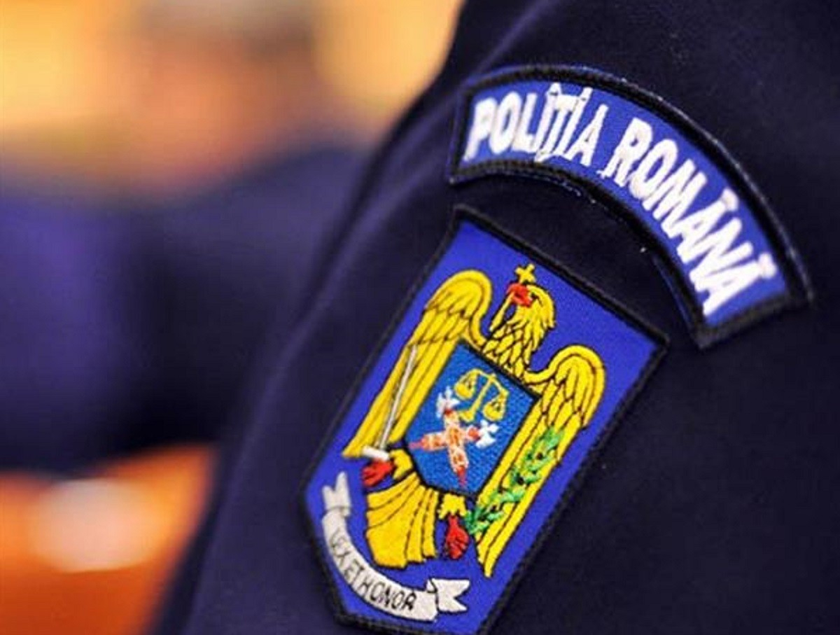 Zeci de candidați pe un loc la un post de poliție