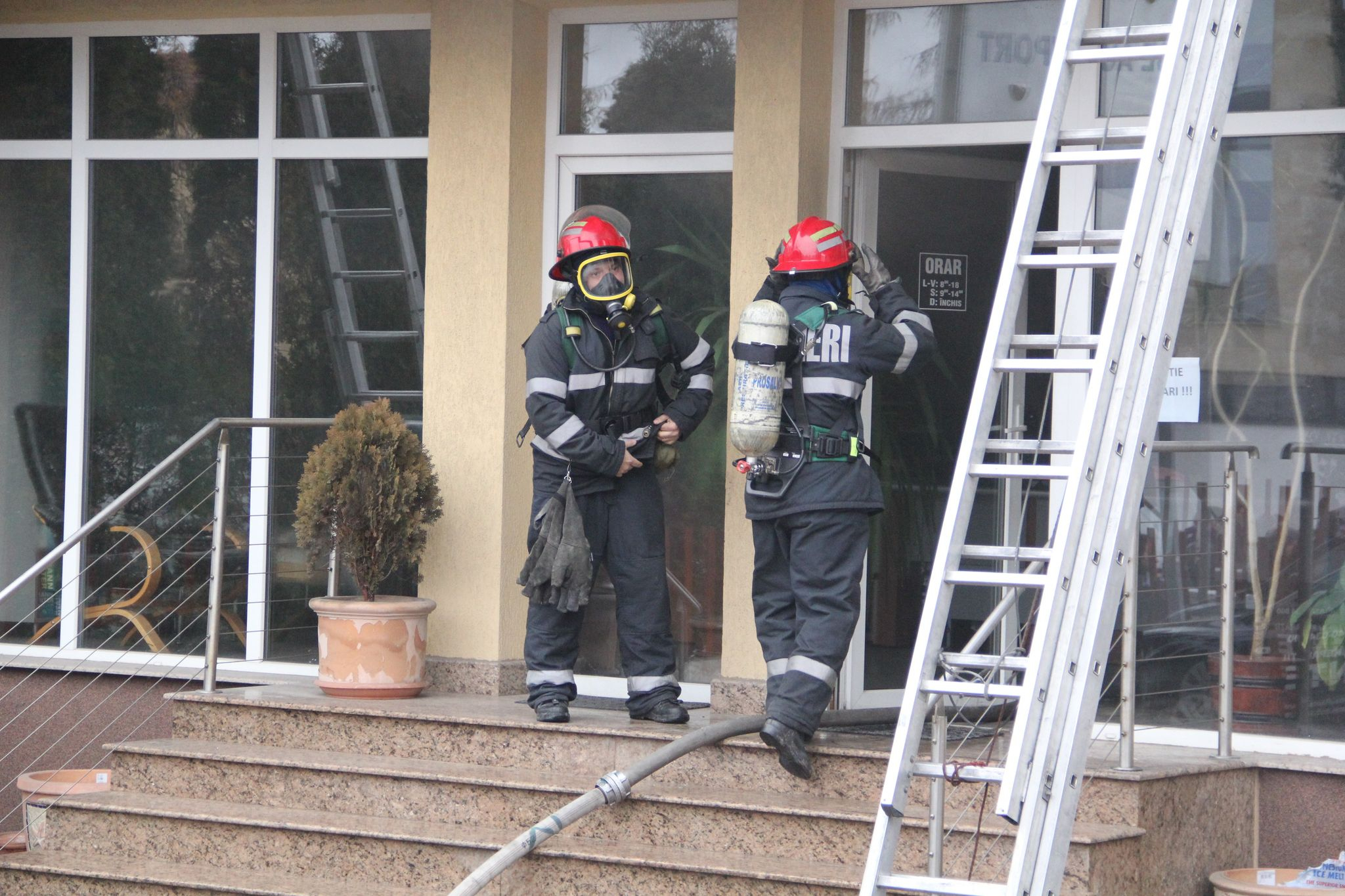 Mai puţin de 50 de clădiri - garantate împotriva focului, în ultimul an