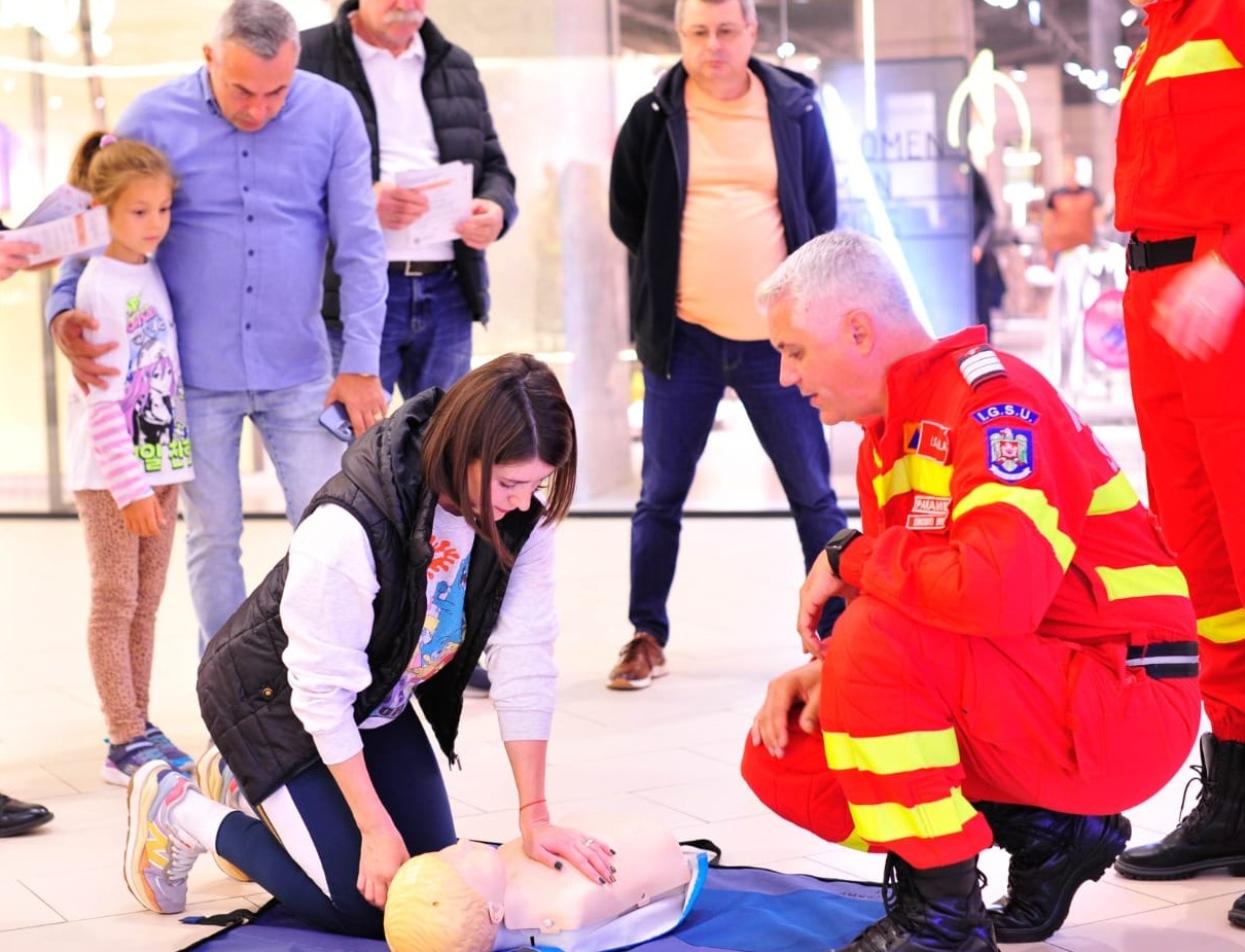 Cum ne comportăm în situaţii de urgenţă. Activități de Ziua pentru Reducerea Riscului Dezastrelor