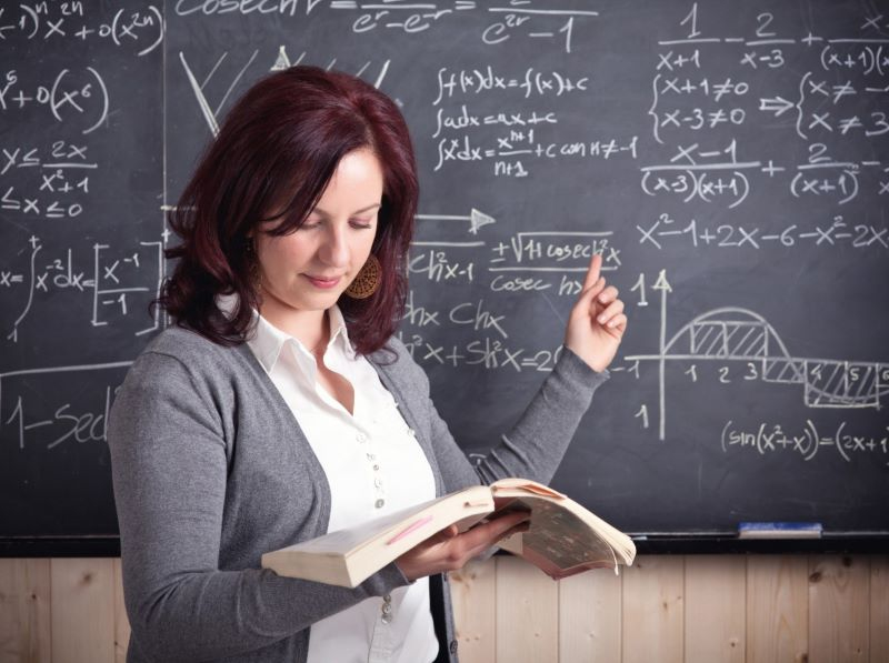 Ghid pentru viitorii profesori la Litere