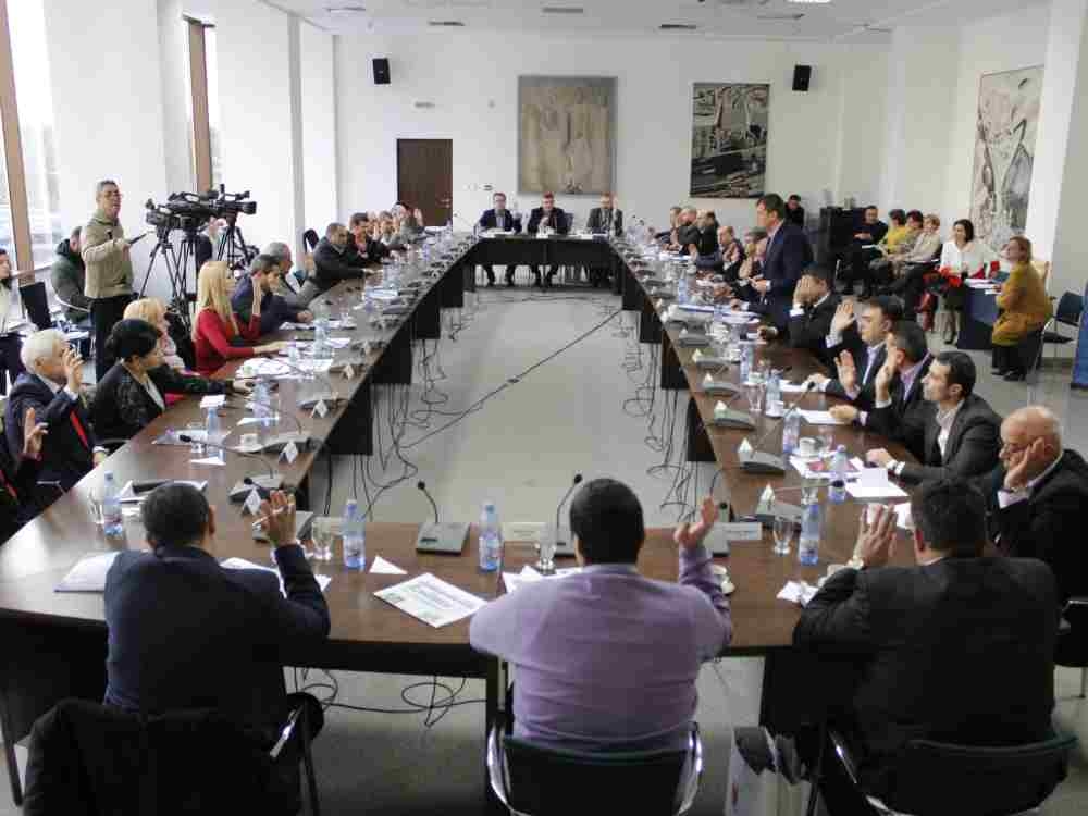 Cine îi va înlocui pe Bacalbaşa şi Cristache în CJ