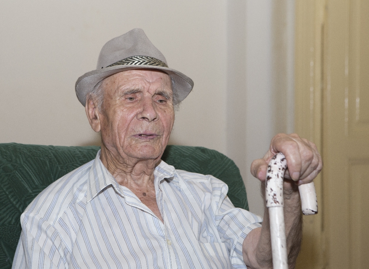 Poveştile celui de-Al Doilea Război Mondial/ SOLDATUL GĂLĂŢEAN care s-a întors pe jos din Austria