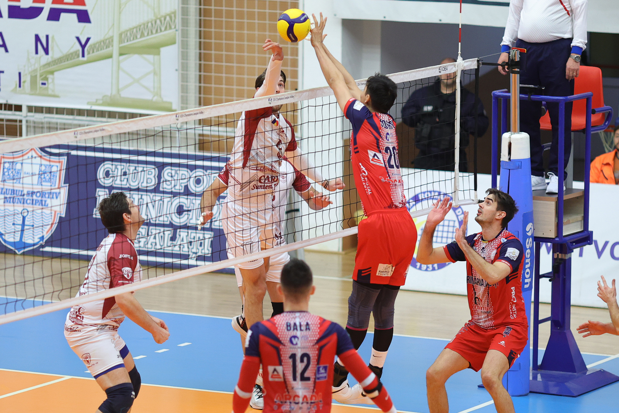 VOLEI. CSM Arcada, înfrângere severă în Capitală