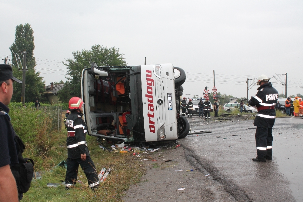 Cei trei COPII DECEDAŢI în TRAGICUL ACCIDENT de la Baldovineşti vor fi REPATRIAŢI vineri
