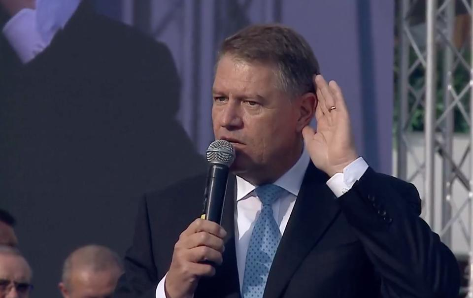 Emoţiile sunt contagioase. Şi la preşedinte!