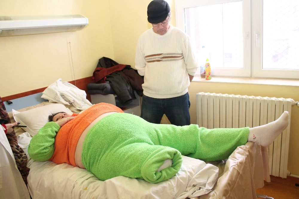 Spitalul se apără în cazul femeii cu piciorul amputat: "Ortopezii nu au greşit, femeia era bolnavă!"