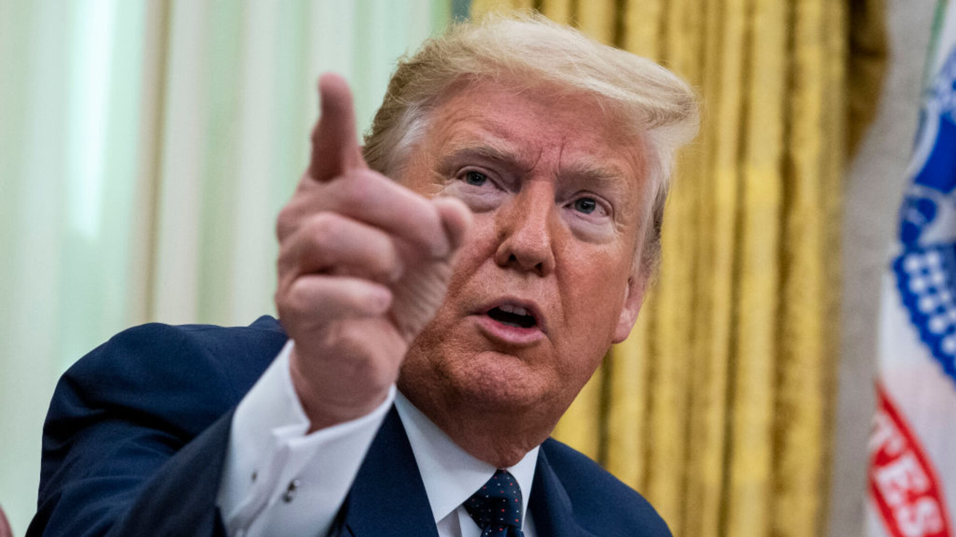 Trump, atac violent la adresa procurorilor