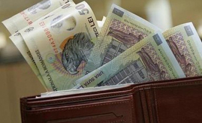 22 de TAXE vor fi ELIMINATE de la 1 februarie. Pentru ce NU trebuie să mai scoţi BANI din buzunar