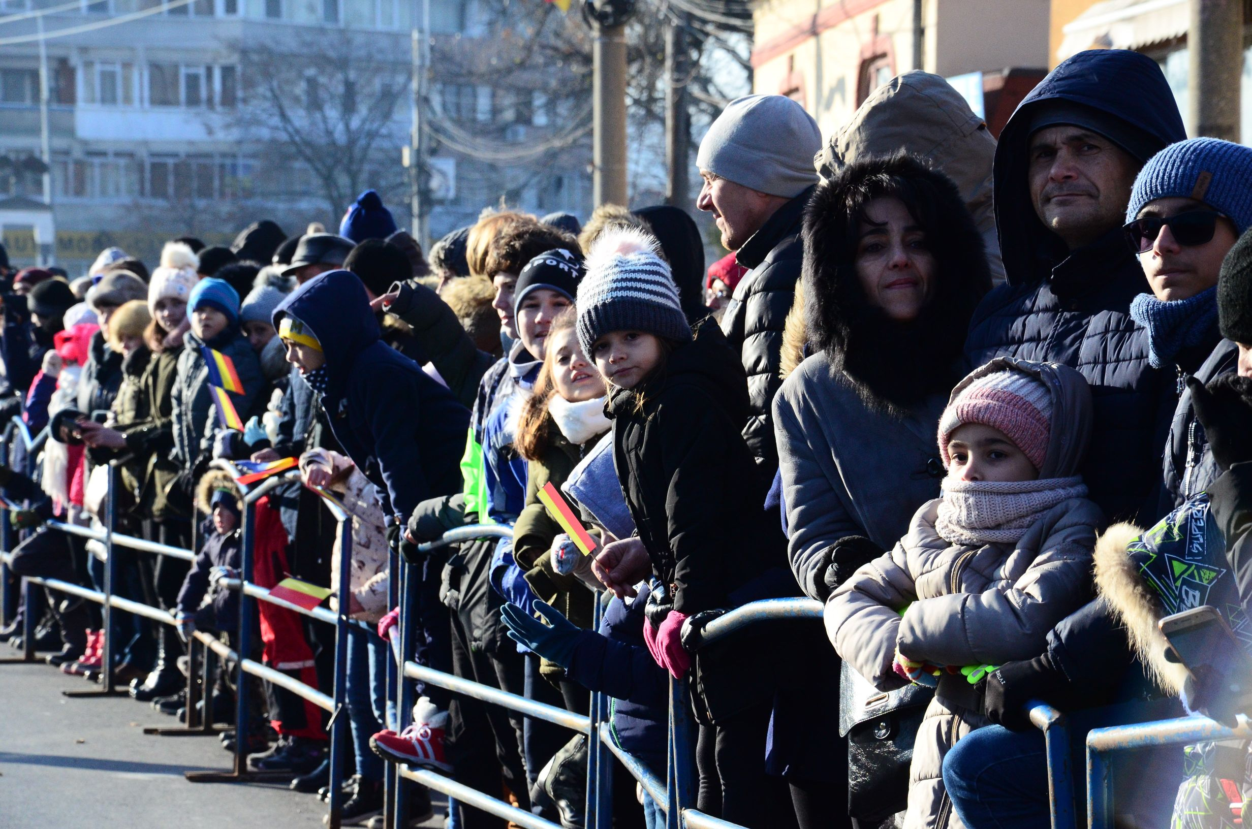 Parada de 1 decembrie a mobilizat mii de gălățeni (FOTO)