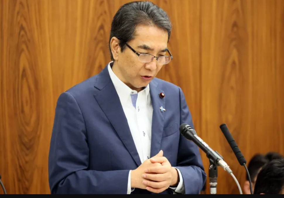 Un ministru a demisionat pentru că nu a cumpărat orez