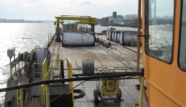 Navă a Administraţiei Fluviale a Dunării de Jos, scufundată în Dunăre