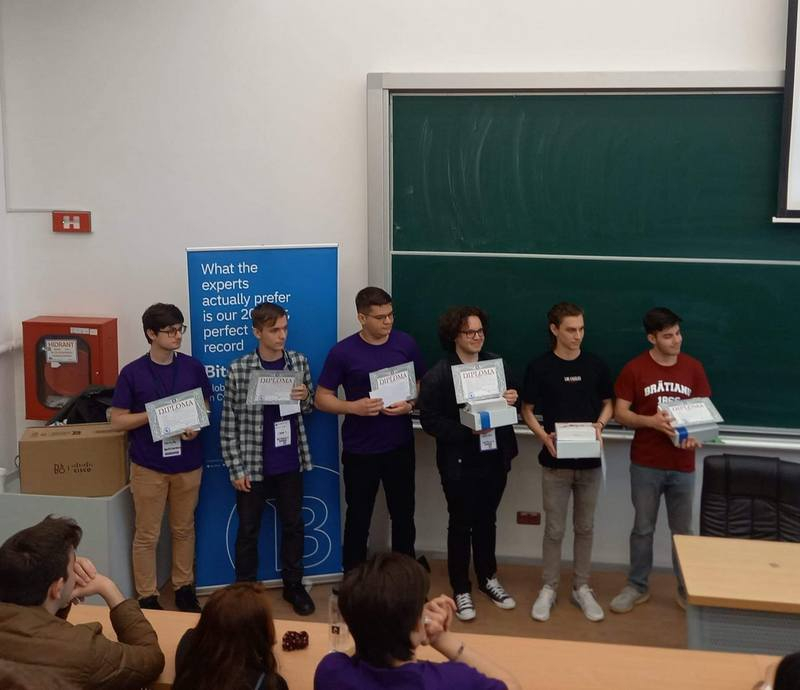 Premii la Olimpiada de Informatică aplicată