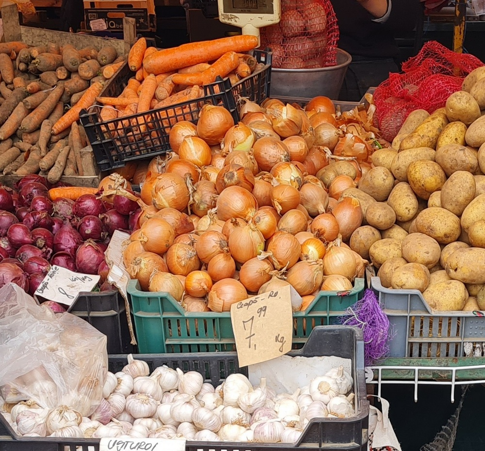 Prețul banalei cepe bate toate recordurile. Probleme de aprovizionare la nivel global