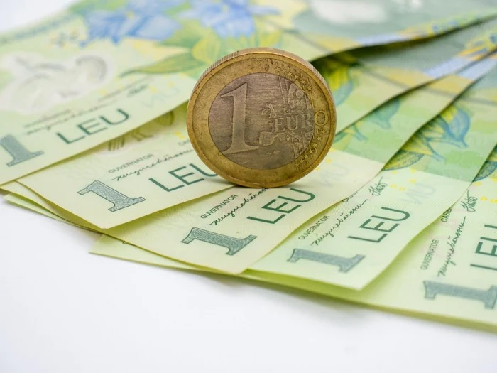România nu îndeplinește condițiile pentru trecerea la euro