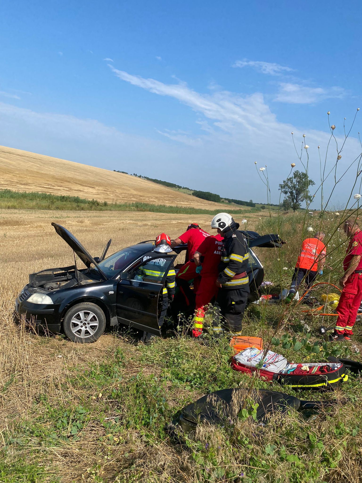 Accident cu șase victime pe un drum județean din Galați. Printre răniți, doi copii (FOTO)