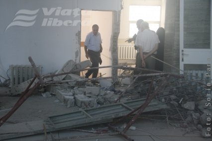 Un perete l-a îngropat de viu 