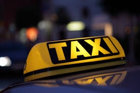 Scandal de la nota de plată. O cursă cu taxiul s-a încheiat cu pumni şi palme