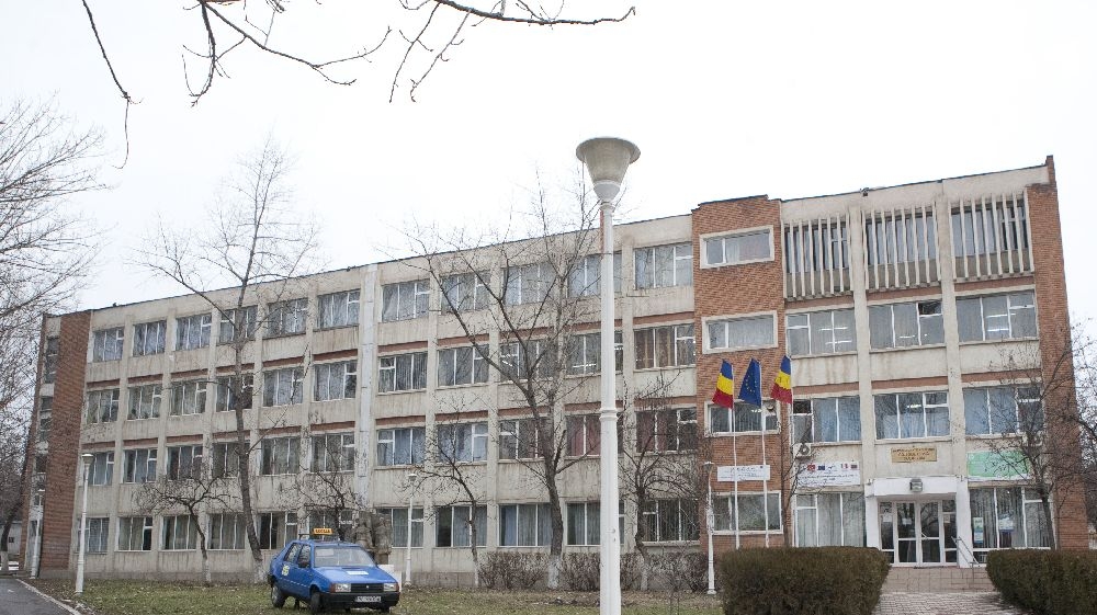 Bătaie între doi elevi la Colegiul Tehnic „Traian Vuia”. Agresorul, sancţionat dur de conducerea şcolii