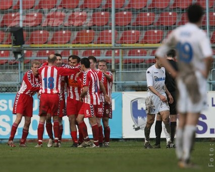 Victorie noroioasă a Oţelului la Ploieşti: 1-0 cu CS Otopeni