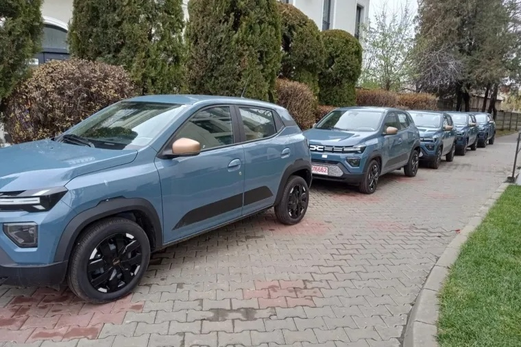 Opt maşini electrice noi, la Tecuci