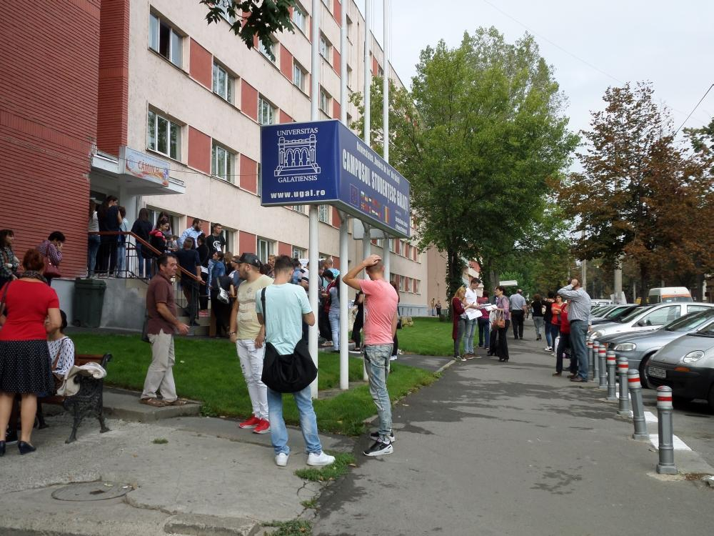 ÎNCEP lucrările de igienizare în Campusul ”Al. I. Cuza”