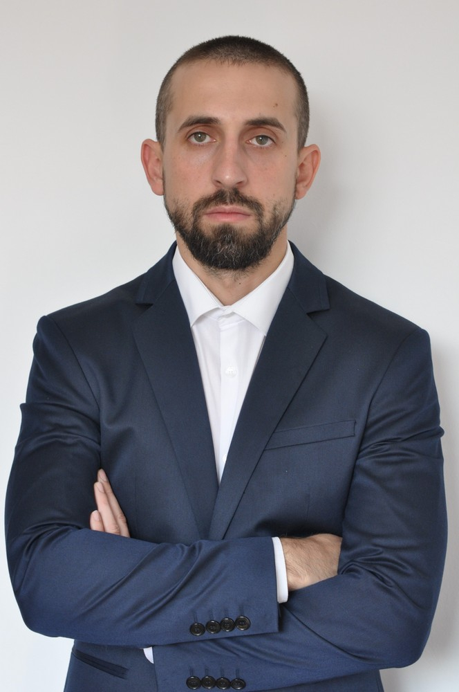 Ortopedul cu uşa deschisă pentru gălățeni. Interviu cu medicul Dragoș Bahna