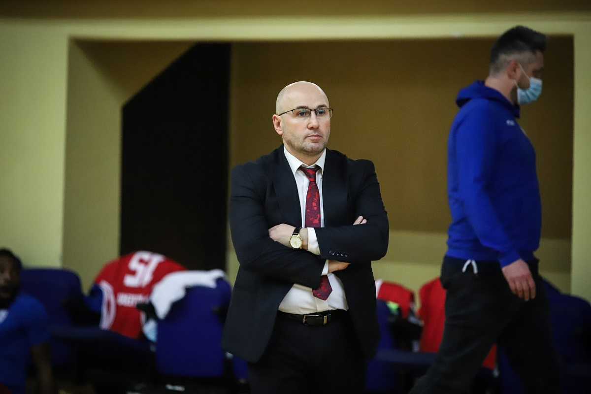 Baschetul gălățean este la un nivel bun. Interviu cu Florin Nini