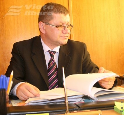 Şarpele de la sânul mamei