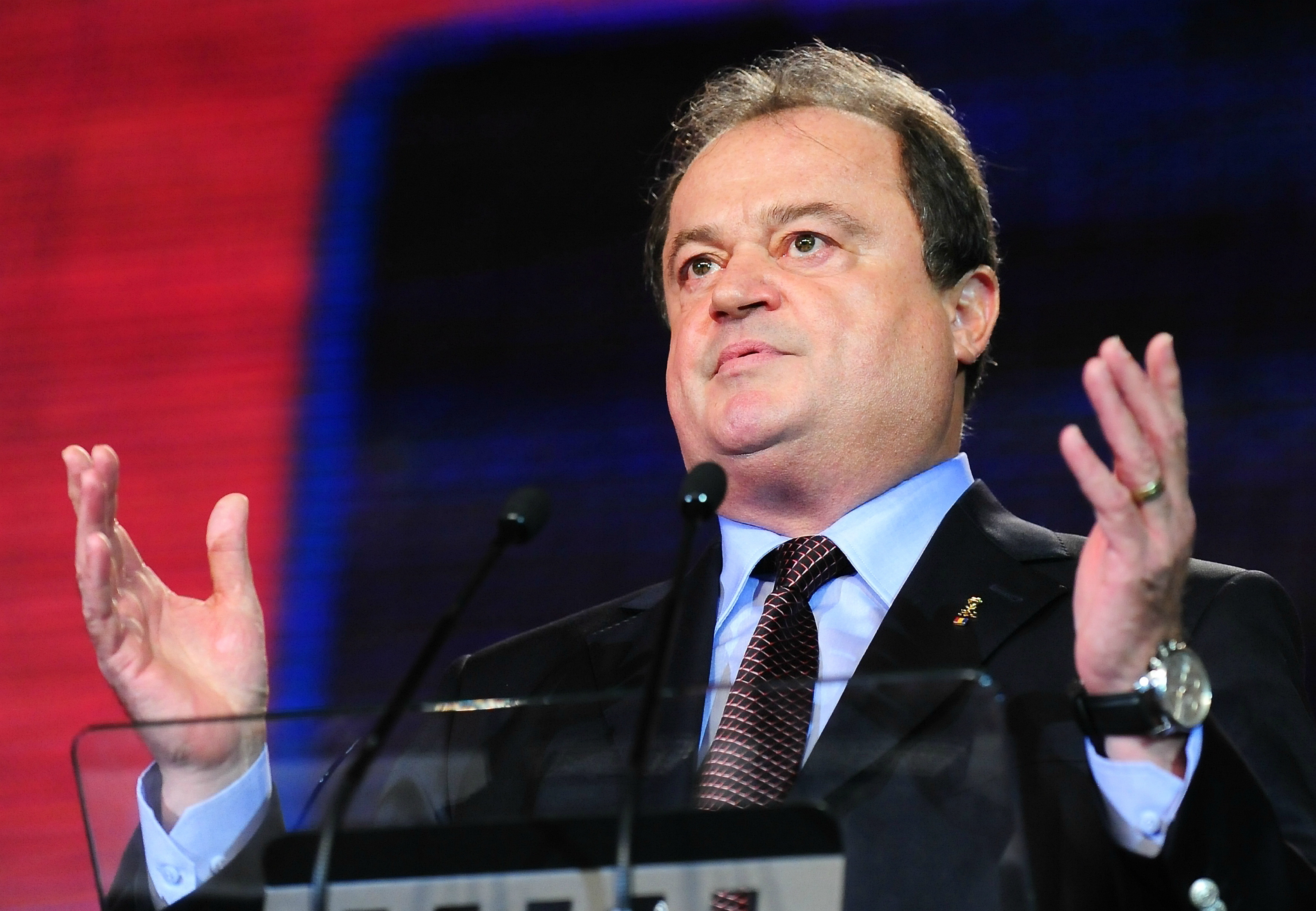 PDL lucrează la o lege de înfiinţare a unui oficiu pentru protecţia angajatorului