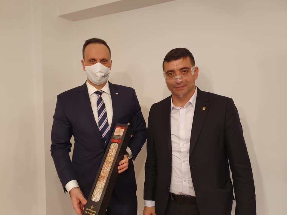 AUR intră în familia conservatoare europeană