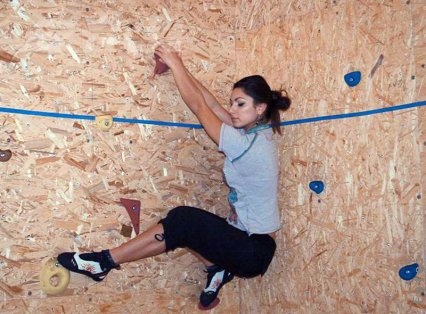Campionat de urcat pe pereţi
